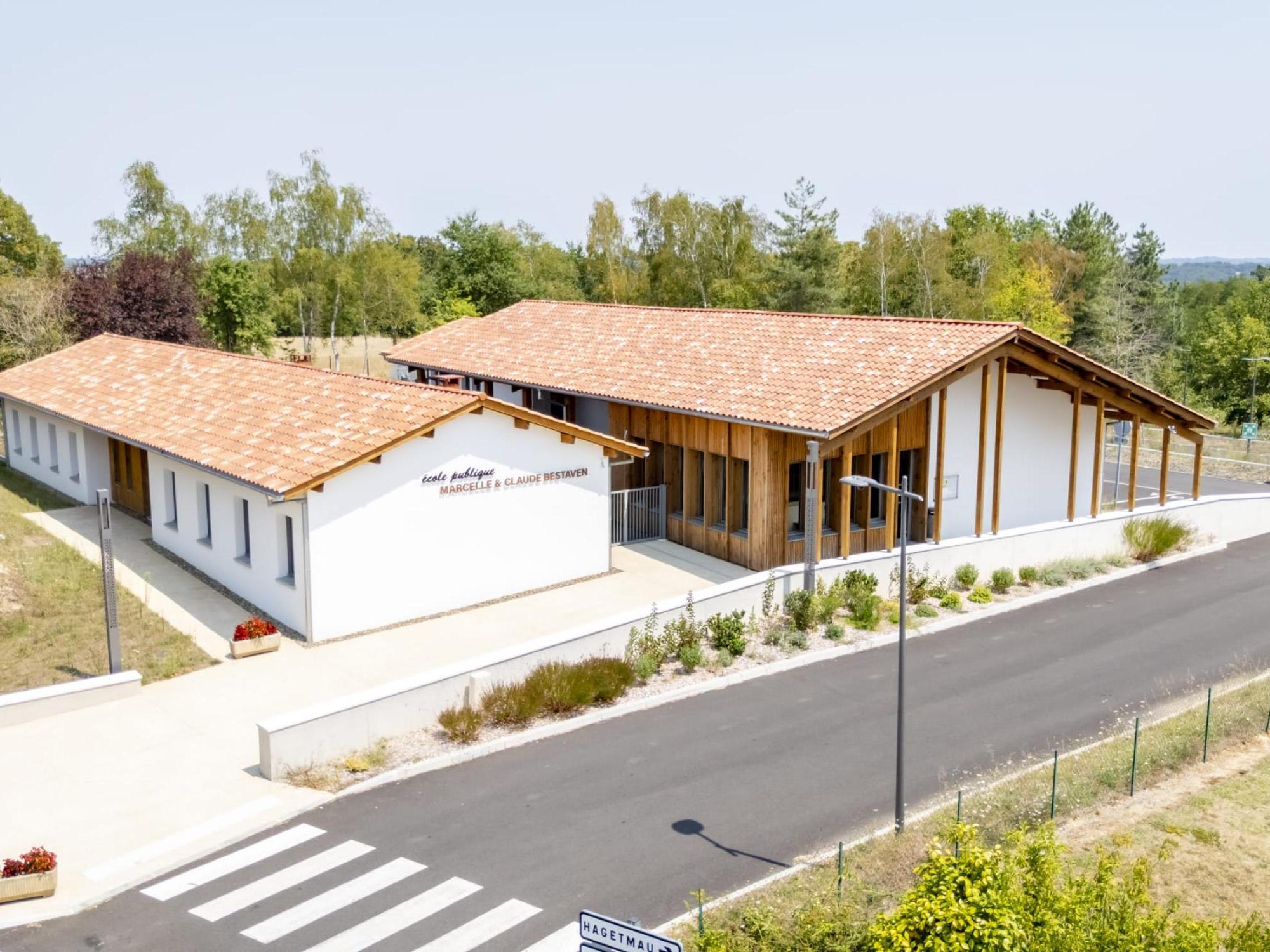 Ecole